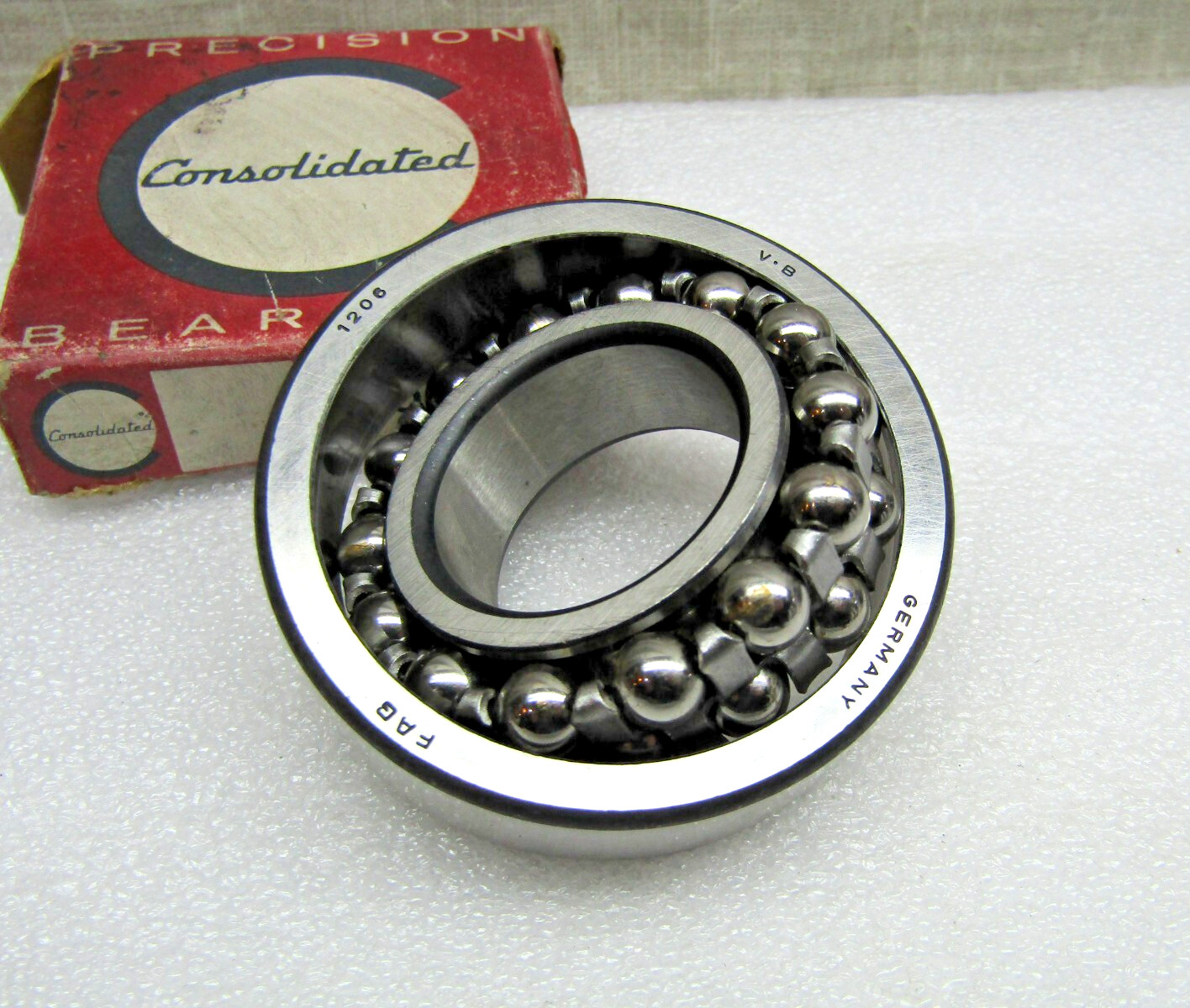 FAG Consolidated 1206 30mm X 62mm X 16mm Self Aligning Bearing