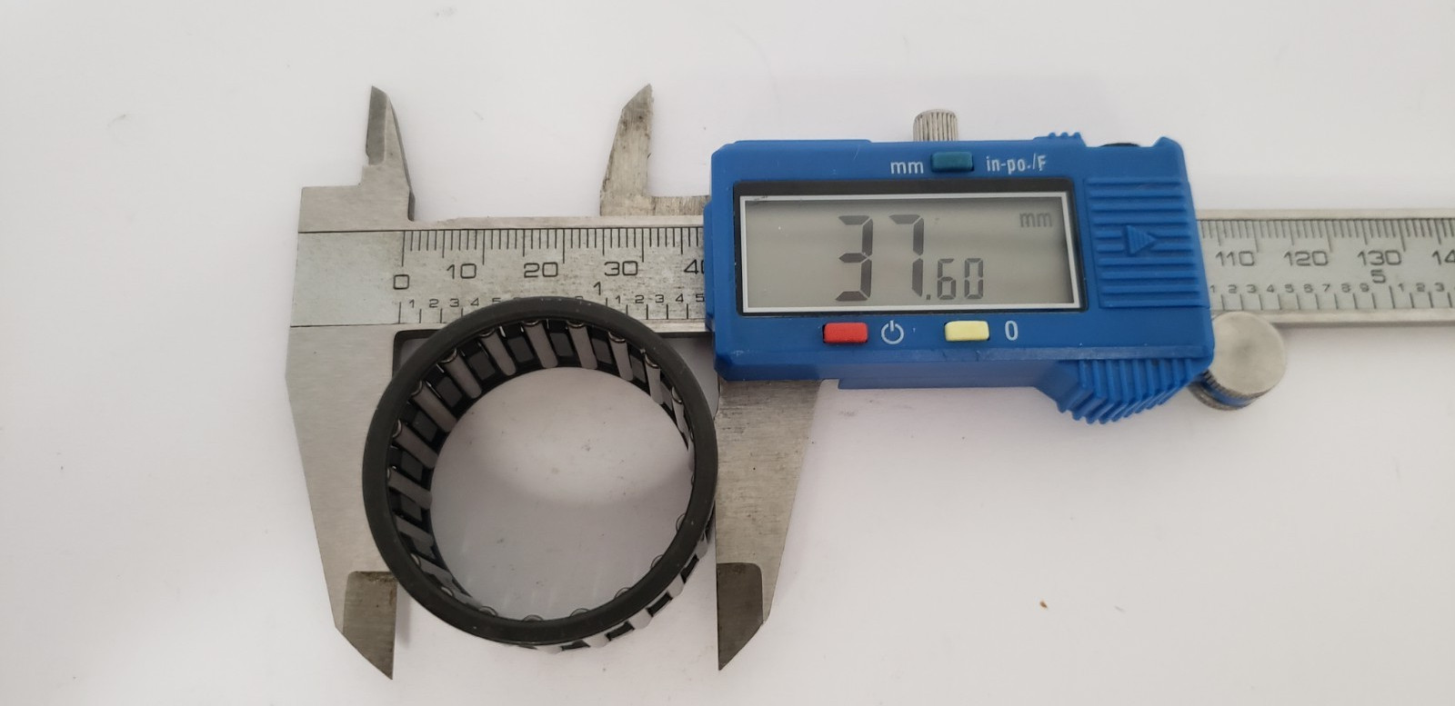 32.50mm x 37.60mm x 22.65mm METAL CAGED NEEDLE ROLLER BEARING (LOT OF 2) NNB