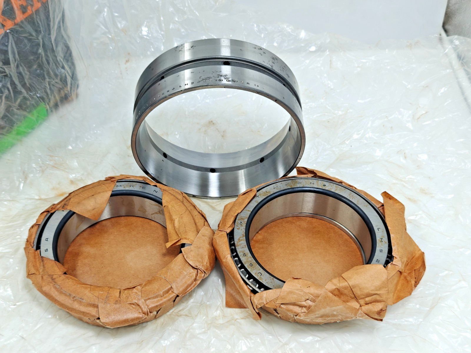LM522546 LM522510D Timken Double Row Tapered Roller Bearing LM522546 LM522510D