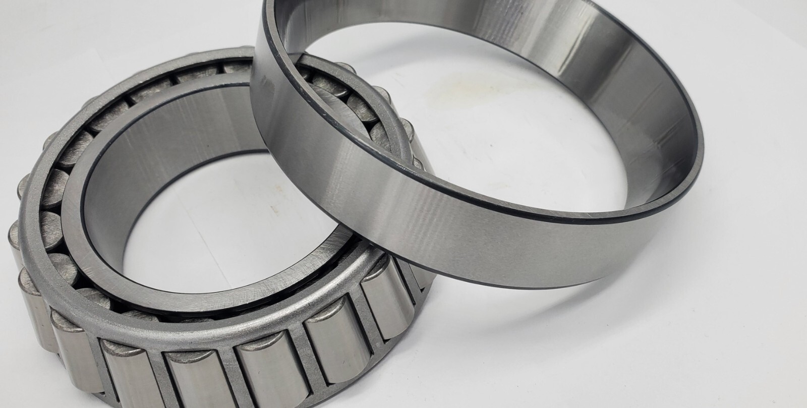 32212 Tapered Roller Enduro brand Bearing Set Cup and Cone Timken SKF NSK 32212A
