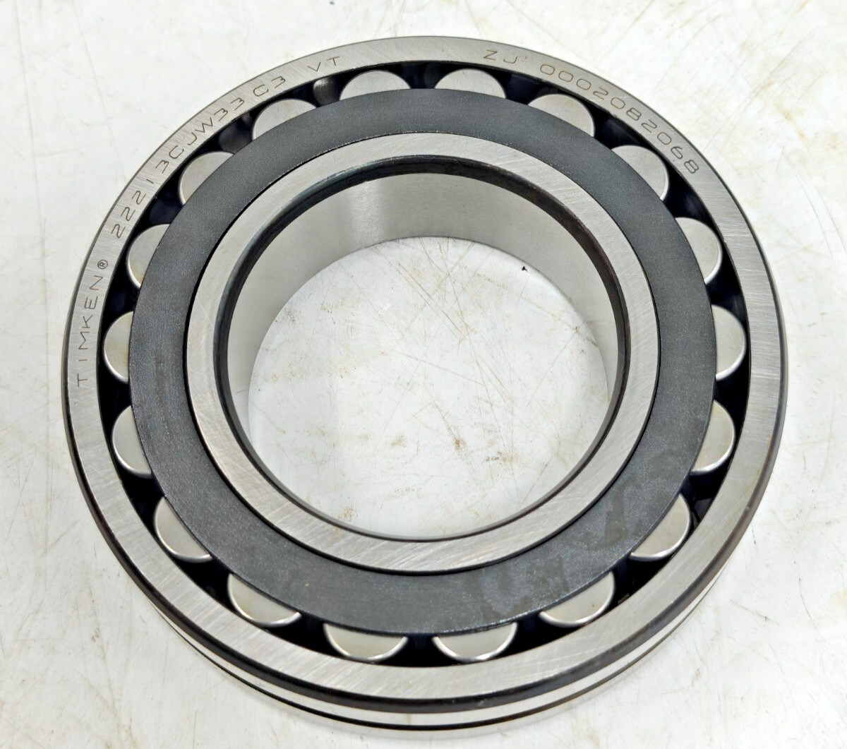 22213CJW33C3 Timken New Spherical Roller Bearing 65x120x31 mm 22213 CJ W33 C3