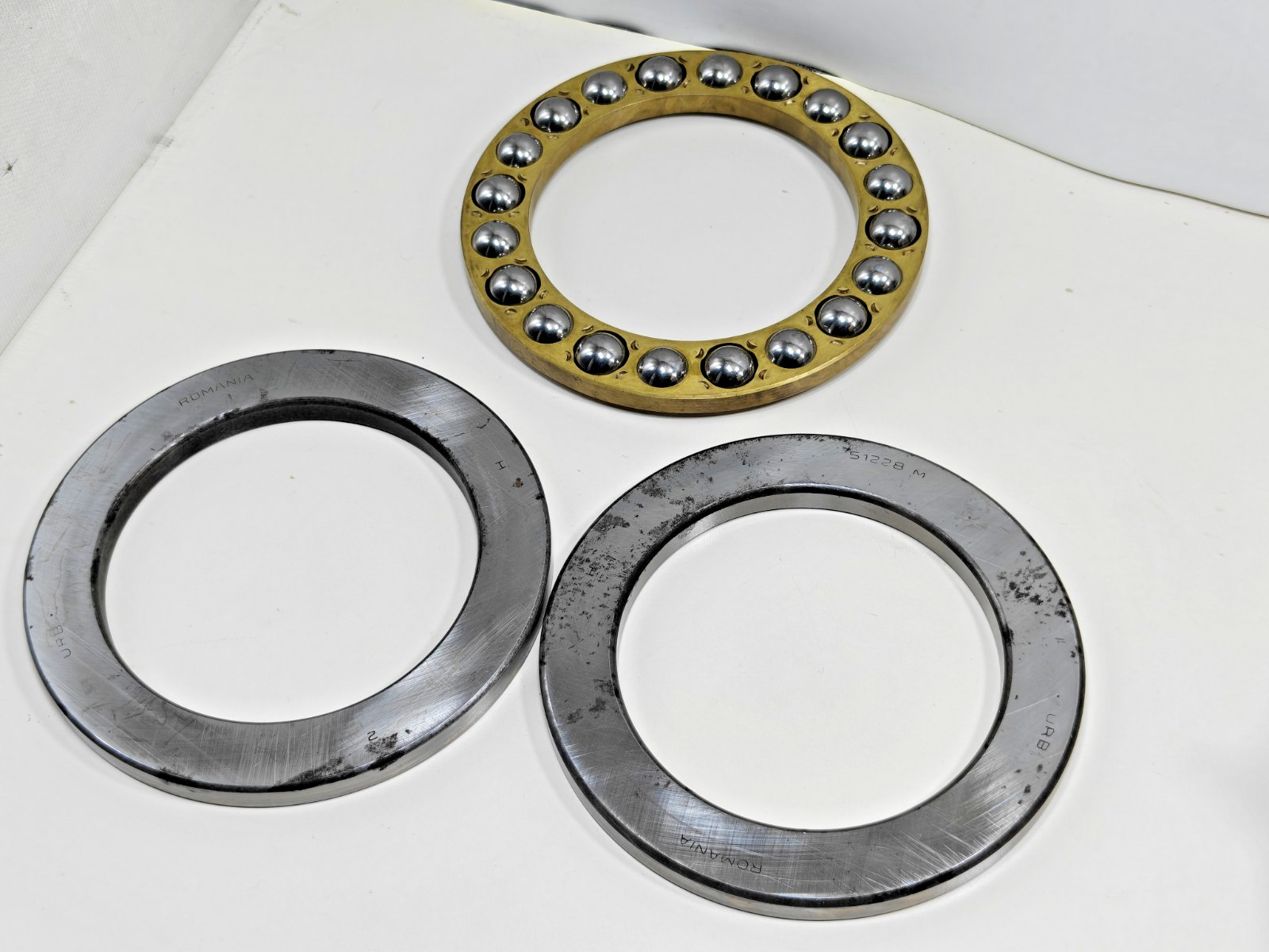 51228M URB Single Direction Thrust Ball Bearing Brass Cage 51228 M 140x200x46mm