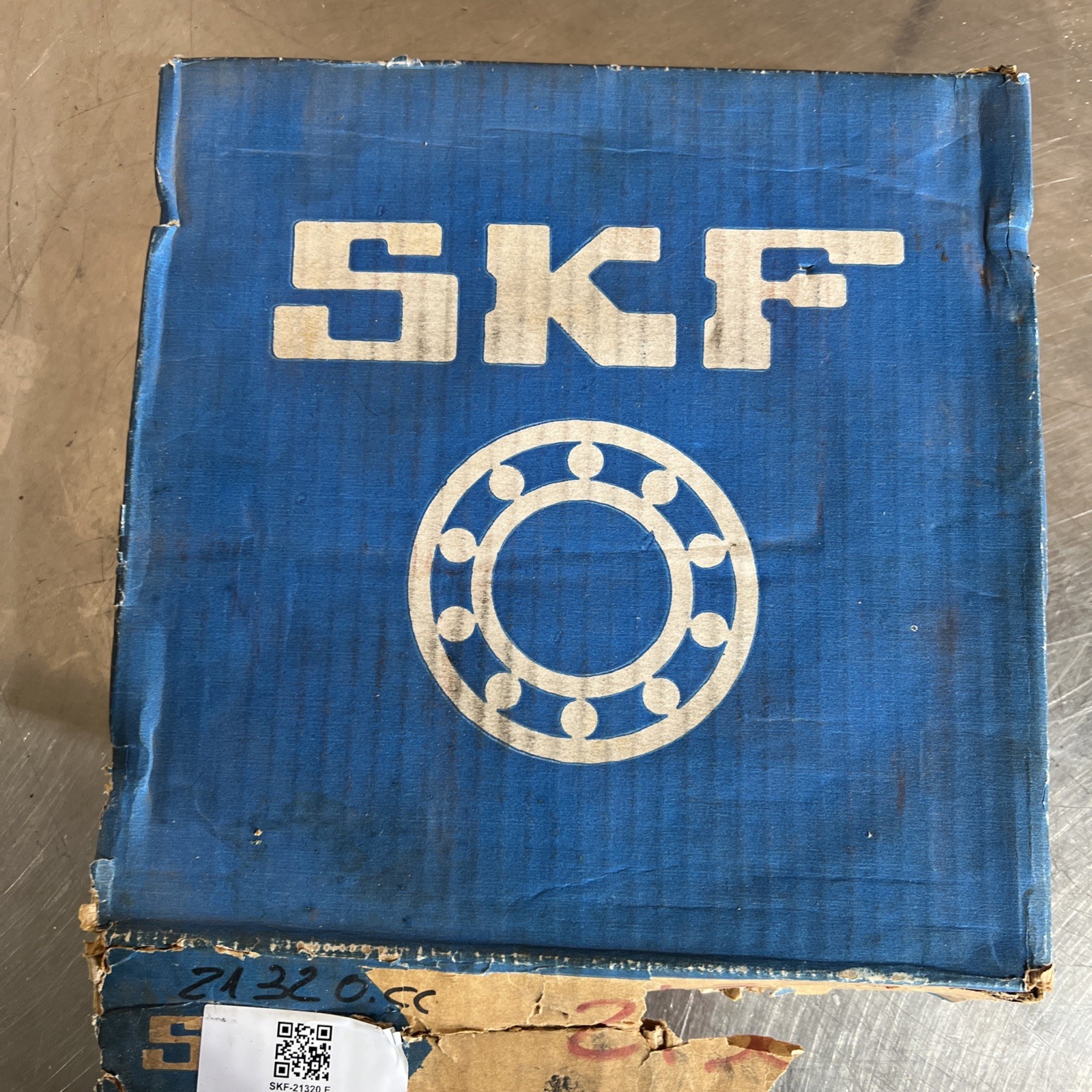 SKF 21320-CC Spherical Bearing 100x215x47 mm 21320 CC France