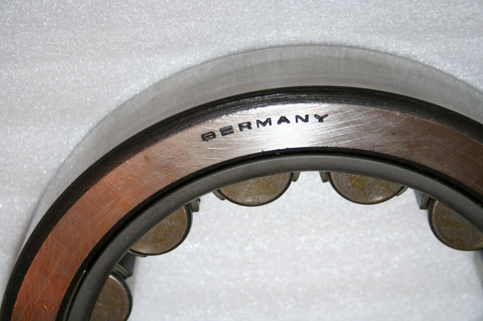 SKF NU 319 Cylindrical Roller Bearing Outer Ring, 200mm OD 45mm Width * NEW *
