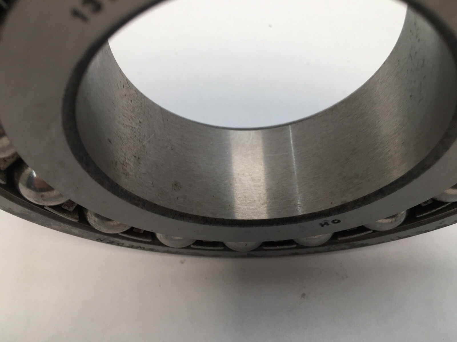 SKF 1313KC3 Self Aligning Bearing 65x140x33 mm 1313 K C3 Sweden