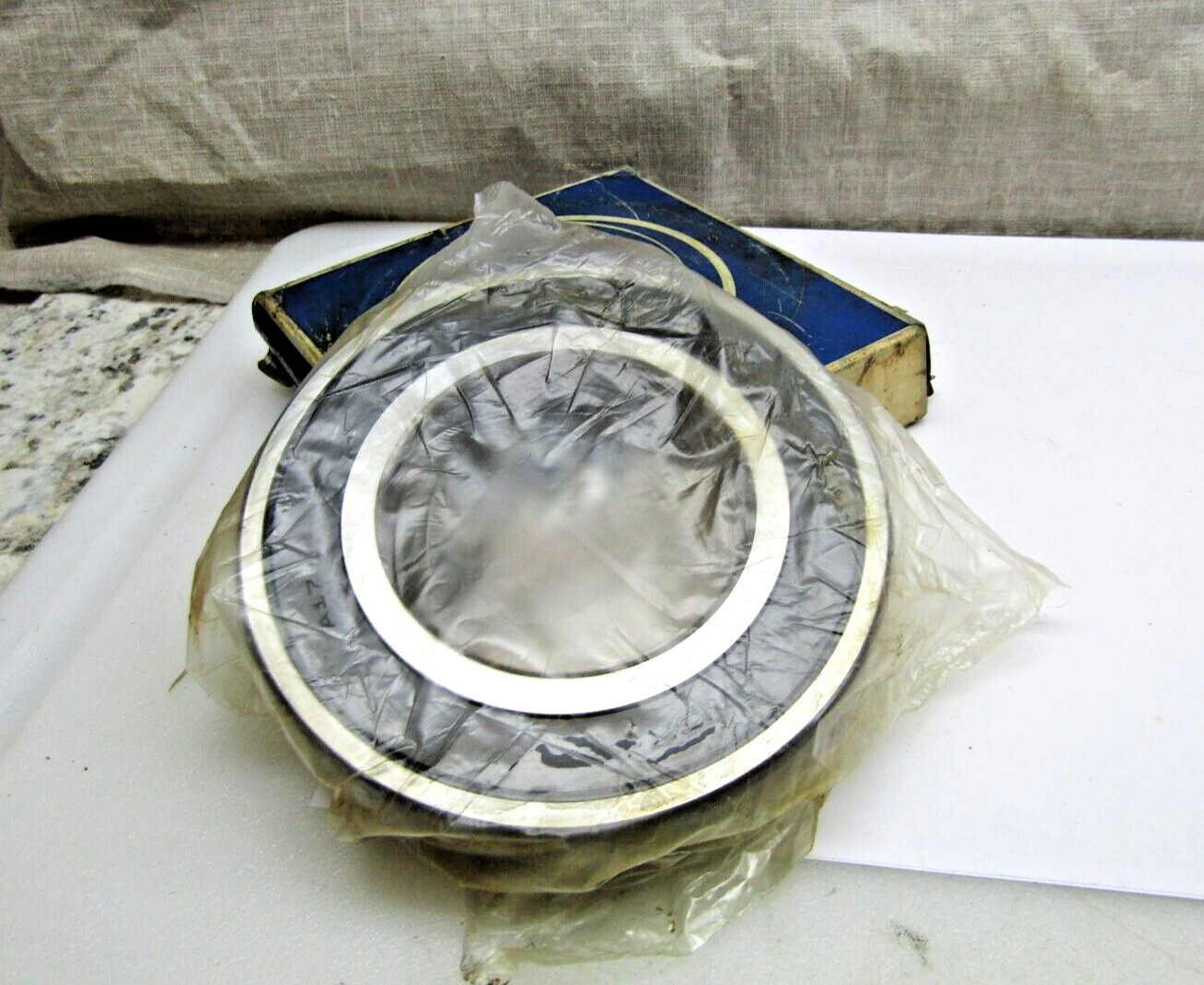 NSK 6212VV C3 60mmX 110mmX 22mm Sealed Bearing