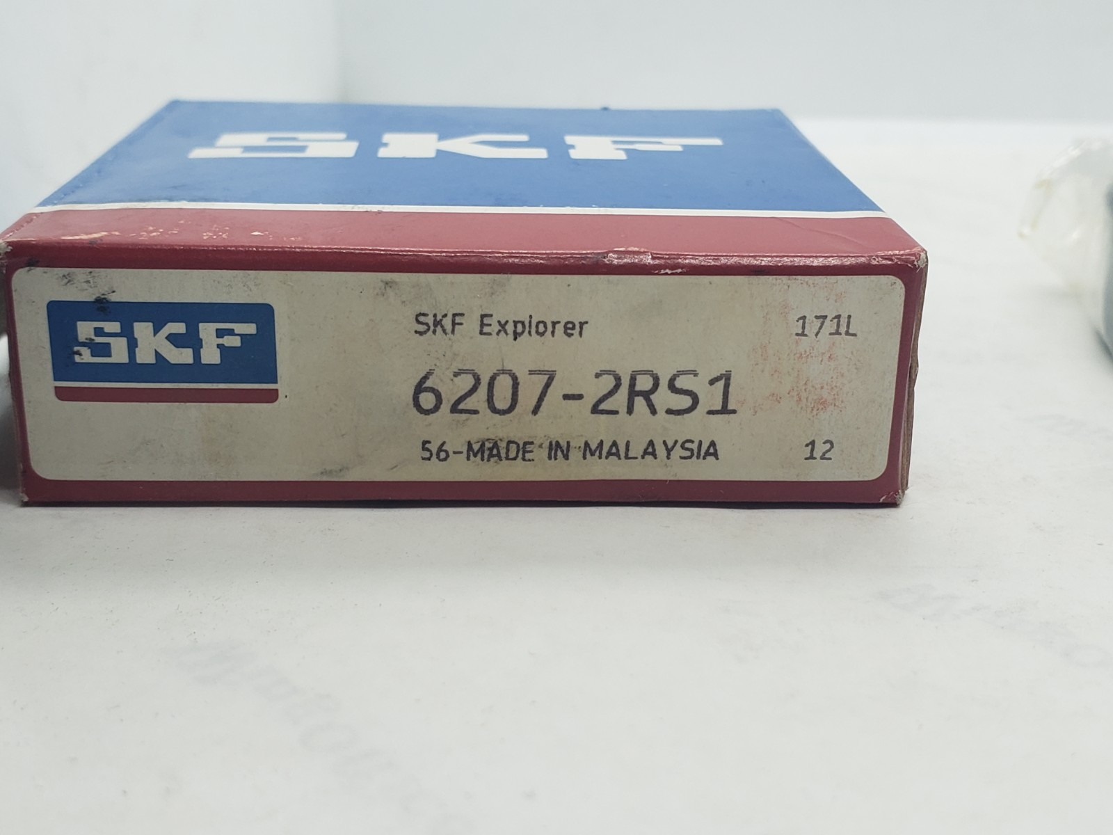 SKF EXPLORER 6207-2RS1 DEEP GROOVE BALL BEARING WITH RUBBER SEAL 35x72x19mm, NIB