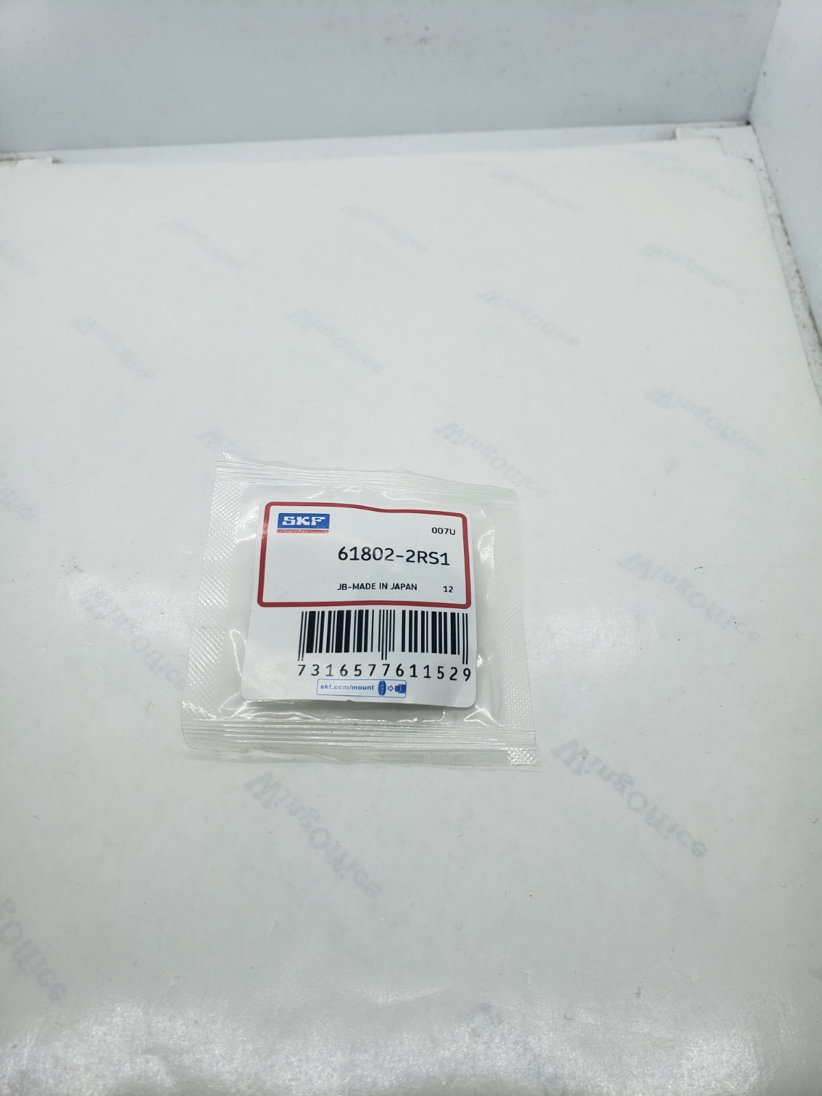 SKF 61802-2RS1 DEEP GROOVE BALL BEARING, NIB