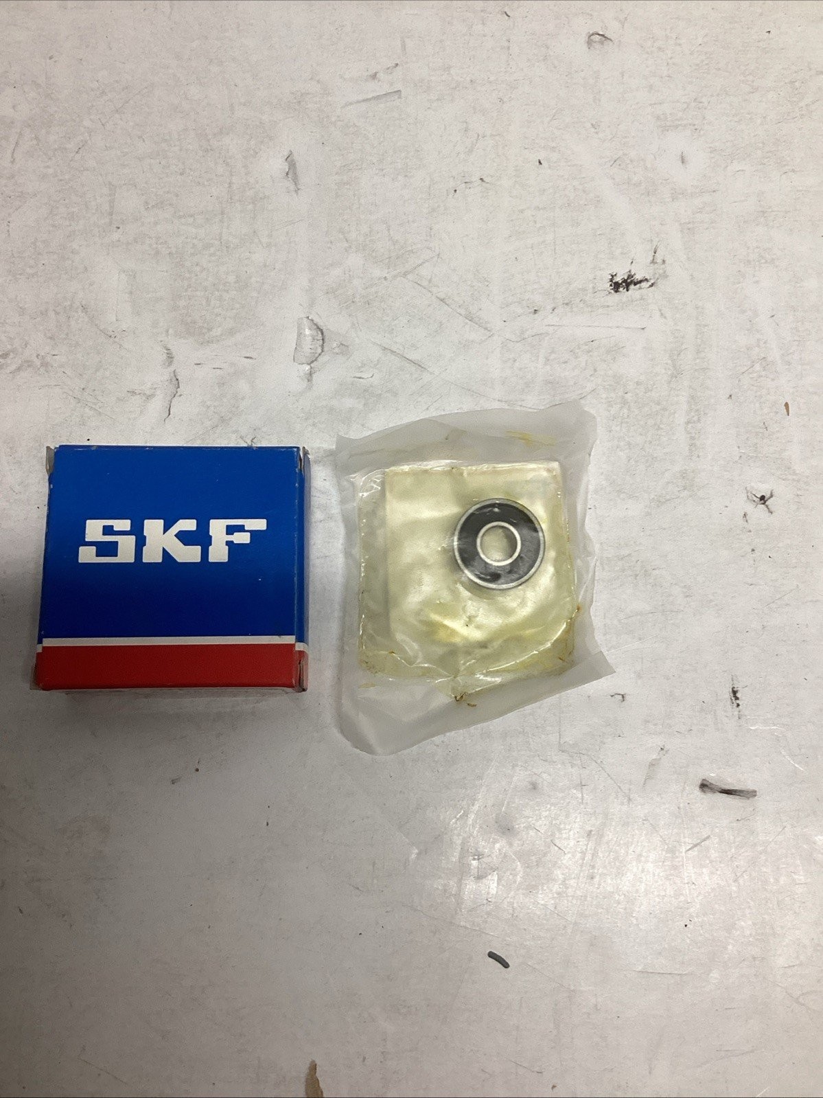 SKF 608 2RSJEM Deep Groove Ball Bearing H-782