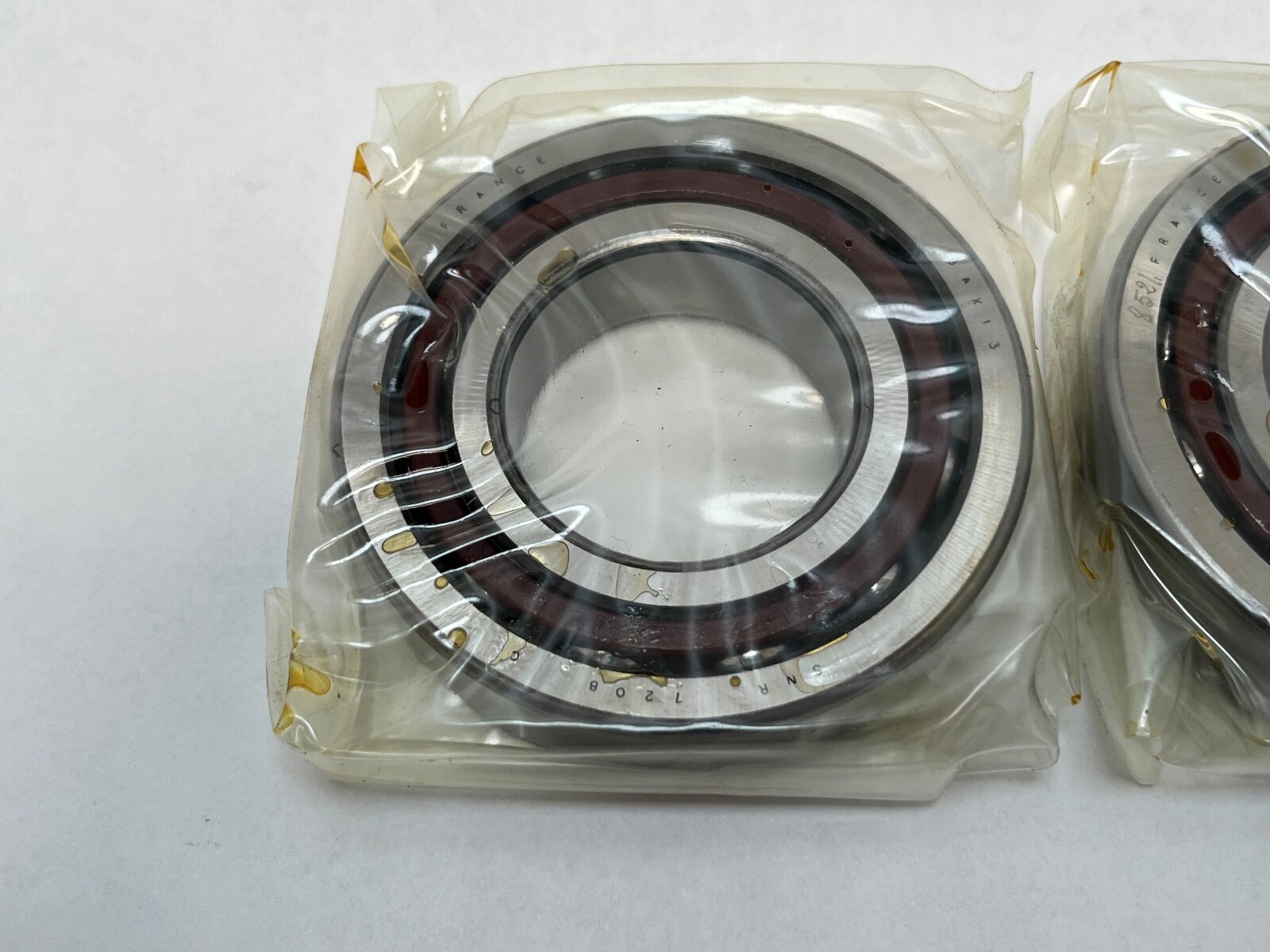 SNR 7208CDUJ74 Bearing 40x80x18 mm 7208-C-T-DUL-P4 7208-C-DU-J74 France 2 Pcs