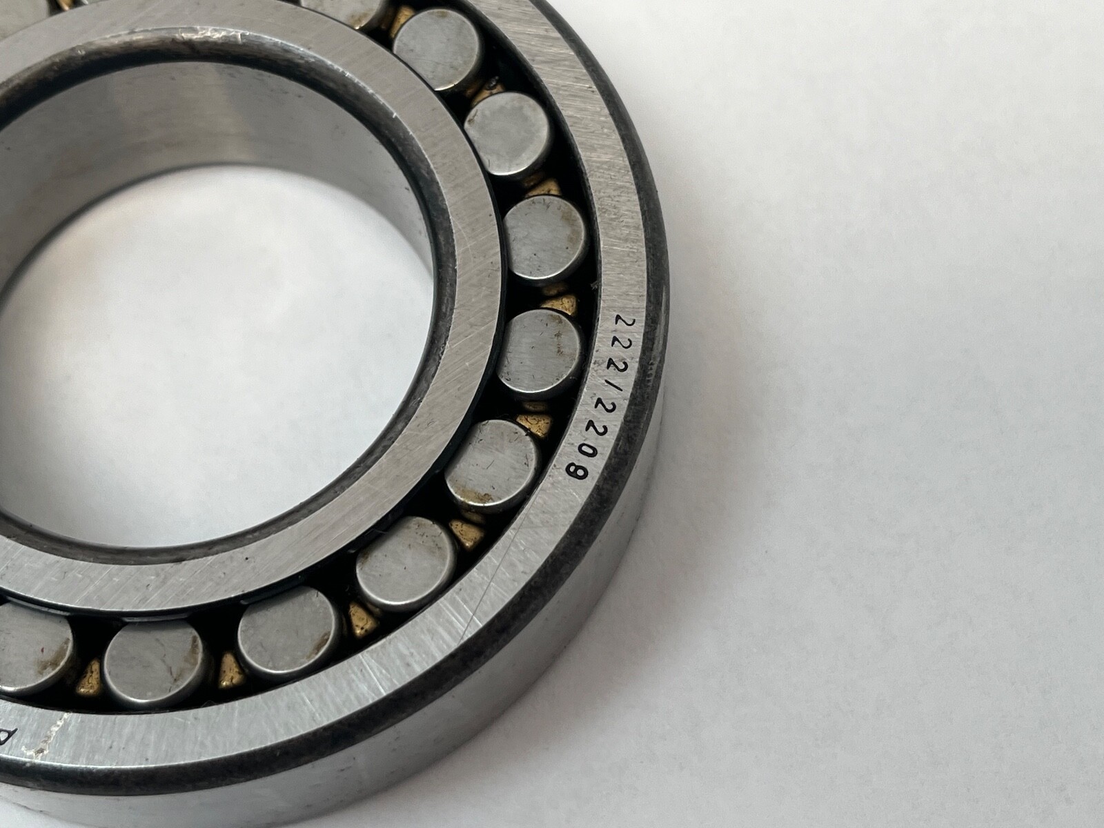 FAG 22209BHLC3 Spherical Bearing 45x85x23 mm 22209-B-HL-C3