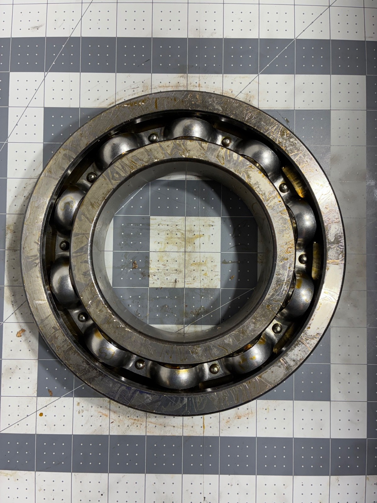 SKF 6222 – Single Row Deep Groove Ball Bearing – Made in USA – New Open Box
